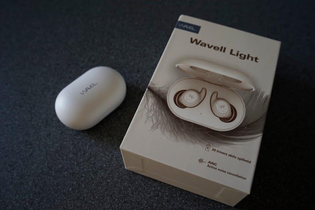 Wavell Light är ett par otroligt nätta hörlurar som inte väger mer än 3 gram.